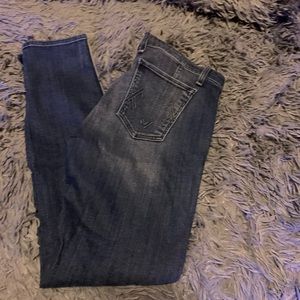 McGuire Denim Lots of stretch Size 30. Exposed Zipper w Button. Super cute
